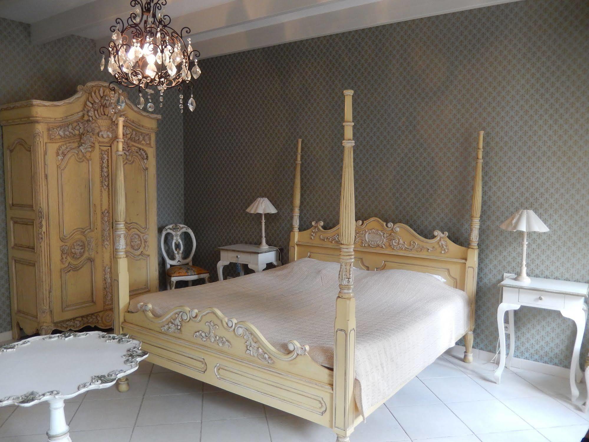 Bed and Breakfast Chateau Rousselle Saint-Ciers-de-Canesse Exterior foto